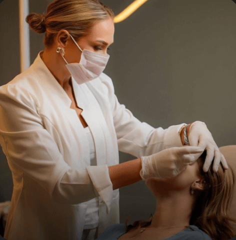 Med spa practitioner